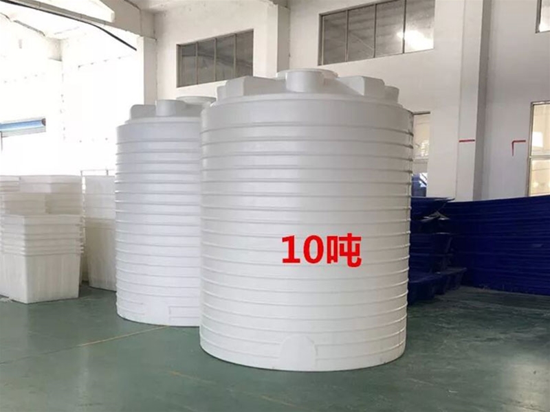 各种规格塑料桶水塔生产厂家